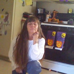 Meet your Posher, Crystal